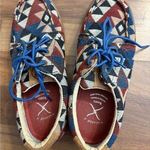 Twisted X Multicolor Geometric Loafers